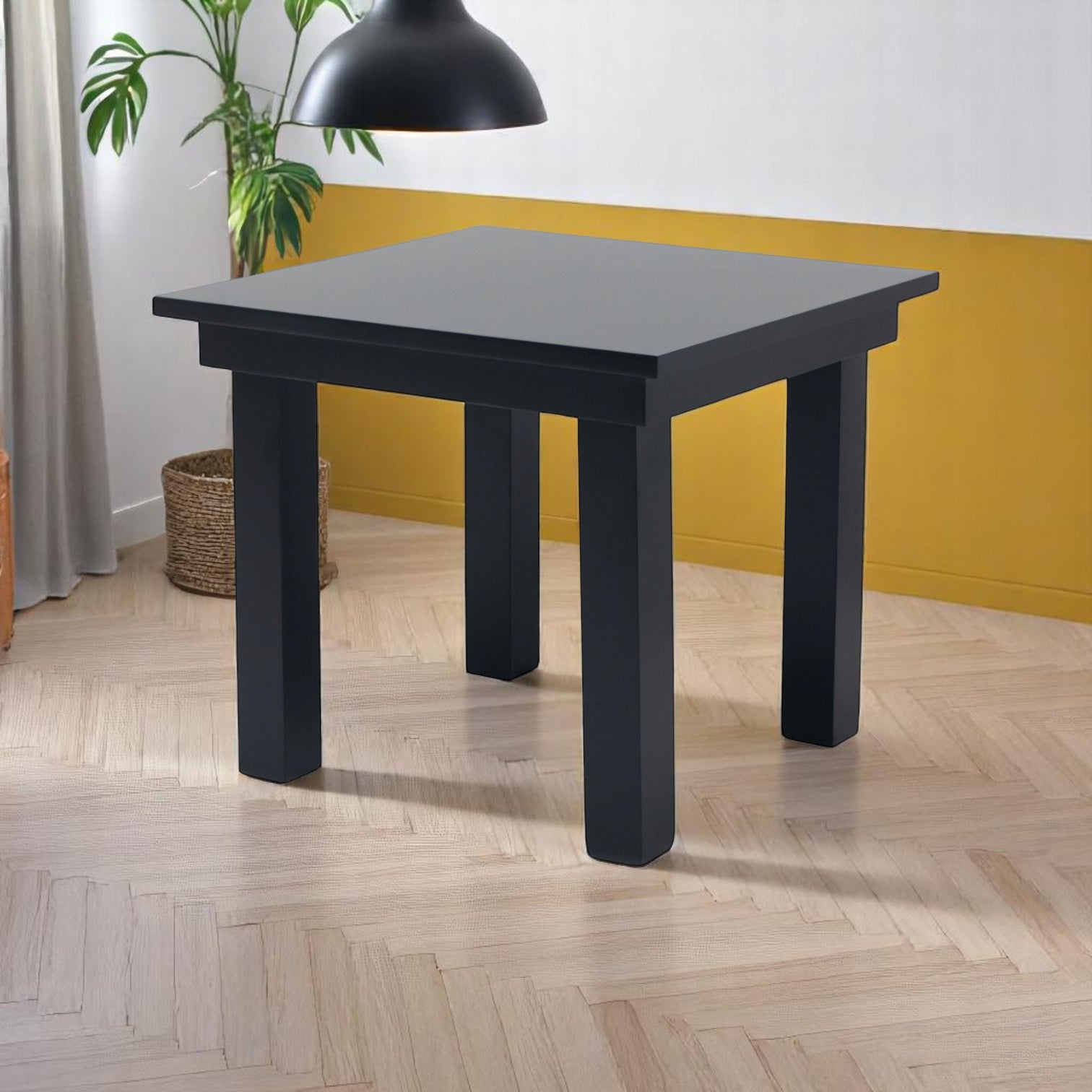 Berita Table 4 Seater